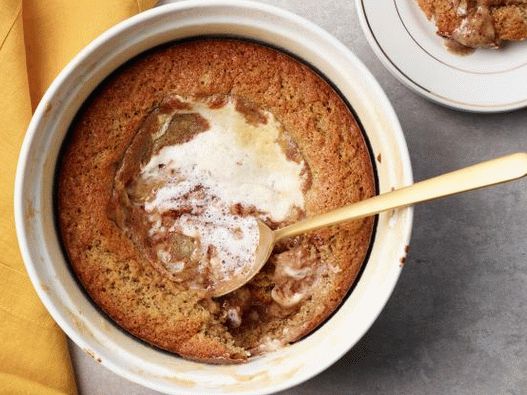 Fotka z banánového košíčku s náplňou tekutiny (lávový koláč)