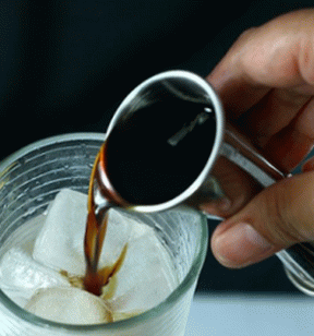 Biely ruský kokteil