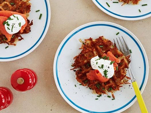 Foto misky - Hash Brown vo vaflovačke s údeným lososom