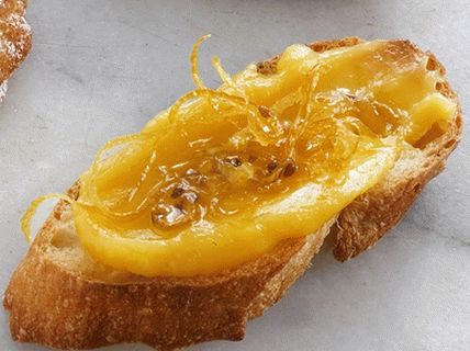 Fotka z Bruschett s citrónovou marmeládou