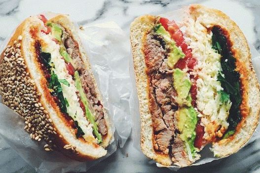 Foto Cemitas - mexický roztrhaný bravčový sendvič