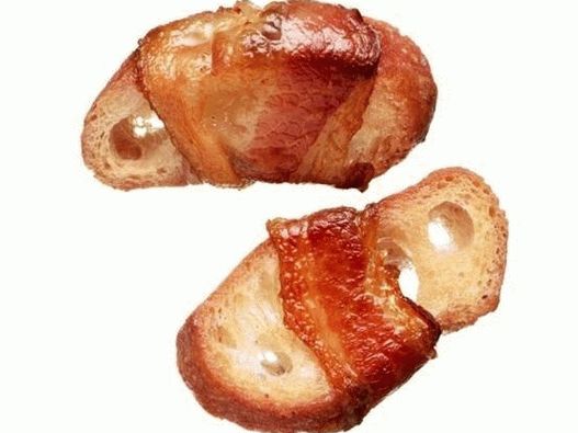 Bageta zabalená v slanine
