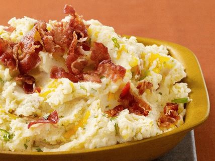 Zemiaková kaša s čedarom