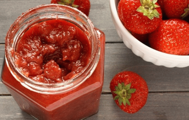 Jahodový džem na zimu