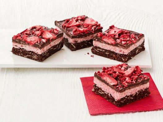 Foto jahodovo-čokoládové torty
