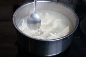 Kuracie polievka s citrónom