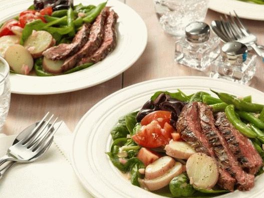 Nicoise salad, s, grilled steak
