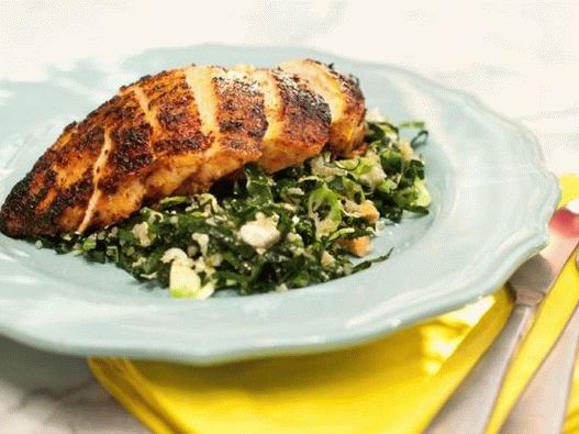 Kuracie prsia s chilli papričkami s quinoa, kapustou a kapustou šalátu Kuracie prsia s chilli papričkami s quinoa, kapustou a kapustou šalátu