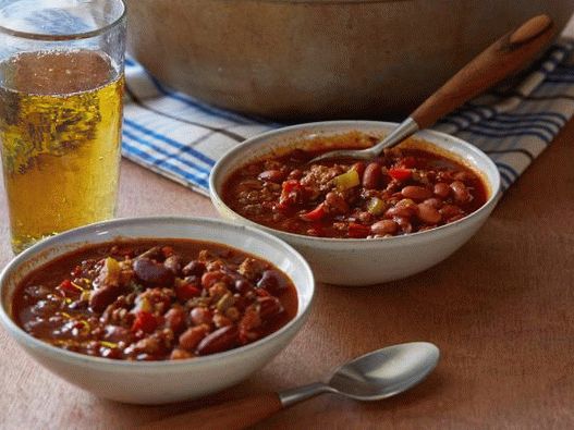 Foto mexická chilli s kuracím mäsom pre športových fanúšikov