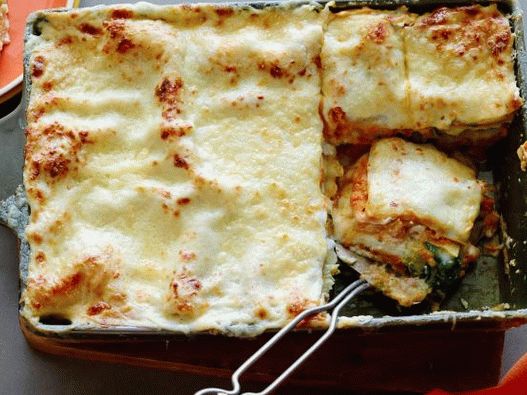 Foto zeleninová lasagne s tekvica a escarole