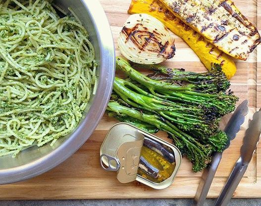 Fotka z cestovín s baklažánom