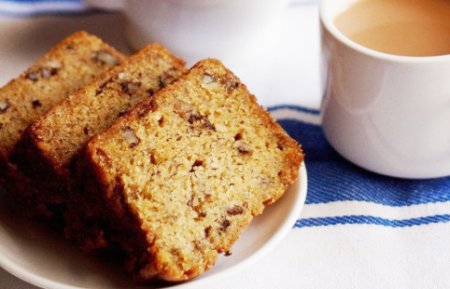 Štíhly banánový muffin