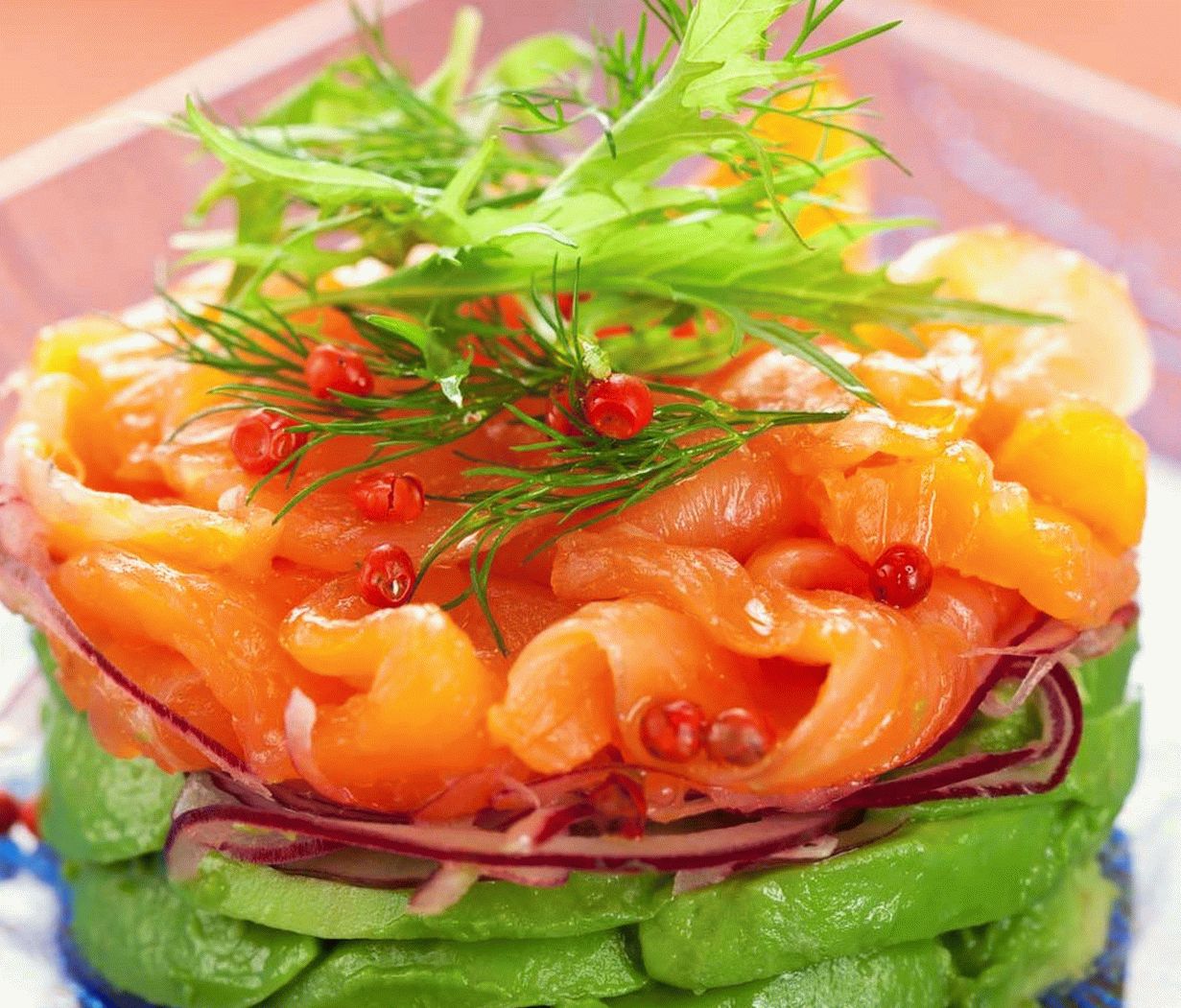 Losos so šalátom Kiwi