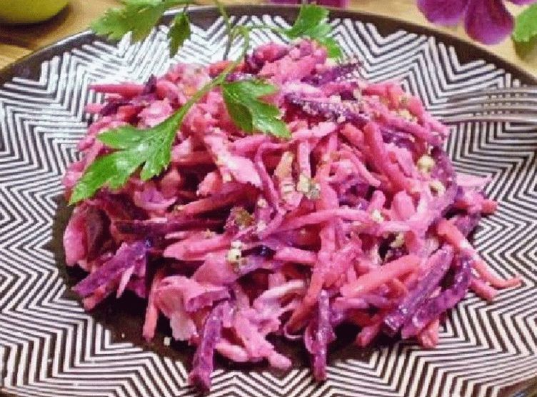 Zdravý šalát s kapustou