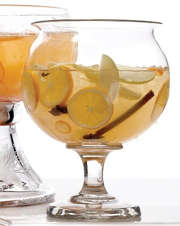 Sangria s bielym vínom