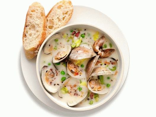 Polievka na fotky s mušľami a slaninou