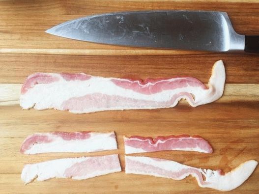 Nakrájajte slaninu
