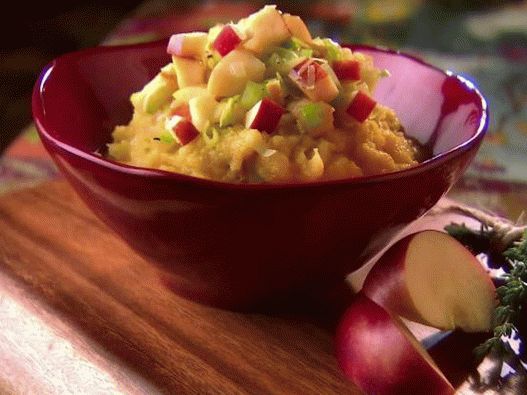 Photo Pumpkin pyré s pečeným cesnakom a tymiánom