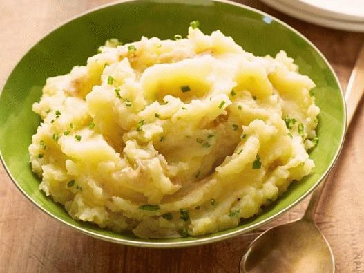 Fotografia vegánskeho búšeného cesnaku