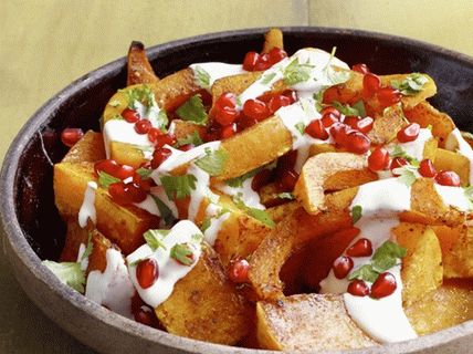 Foto, pečený, kabocha, tekvica, s, jogurt, dressing