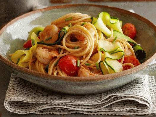 Krevety a cukety pasta
