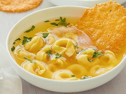 Tortellini so syrom v ľahkom vývare